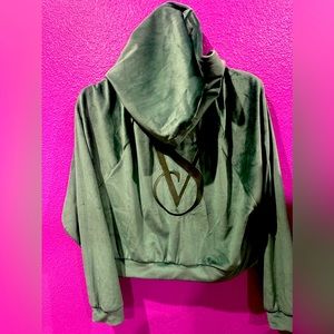 Victoria’s Secret cropped sweater